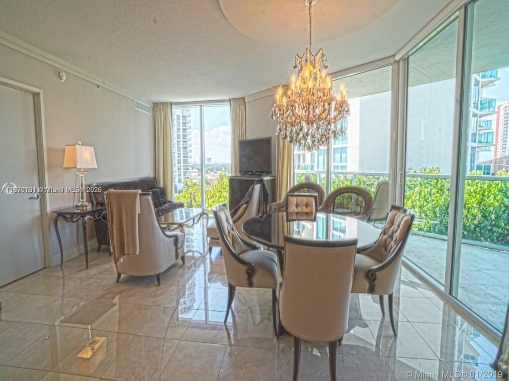 A11870101 Condo #2-704